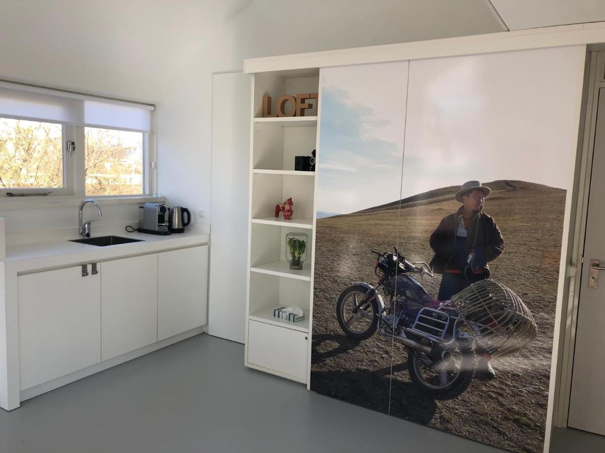 Loft Bed And Breakfast Храу Екстериор снимка