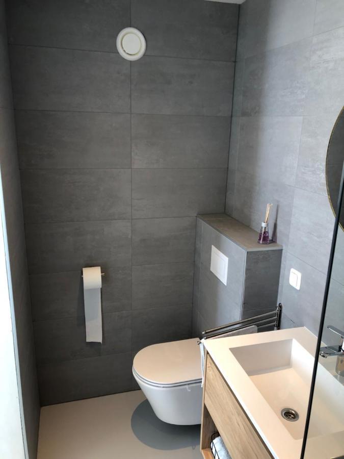 Loft Bed And Breakfast Храу Екстериор снимка